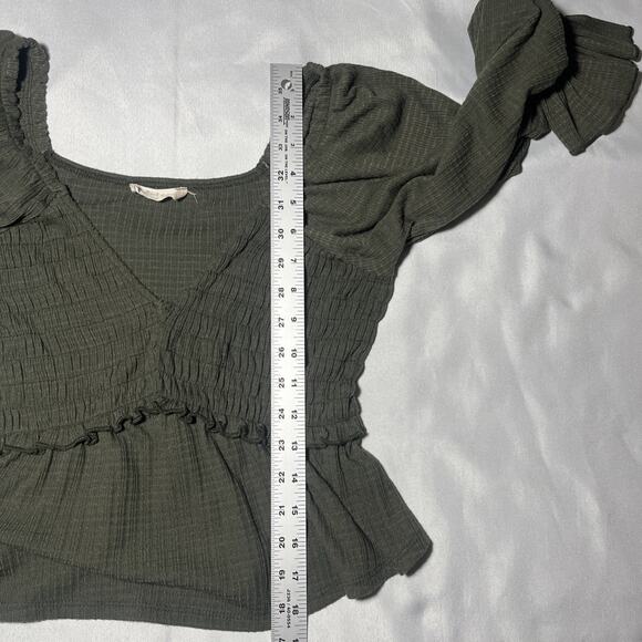 Altard State Top Size S Tiered Ruffles Long Sleeve Smocked Green Vneck Boho Puff - Picture 5 of 6